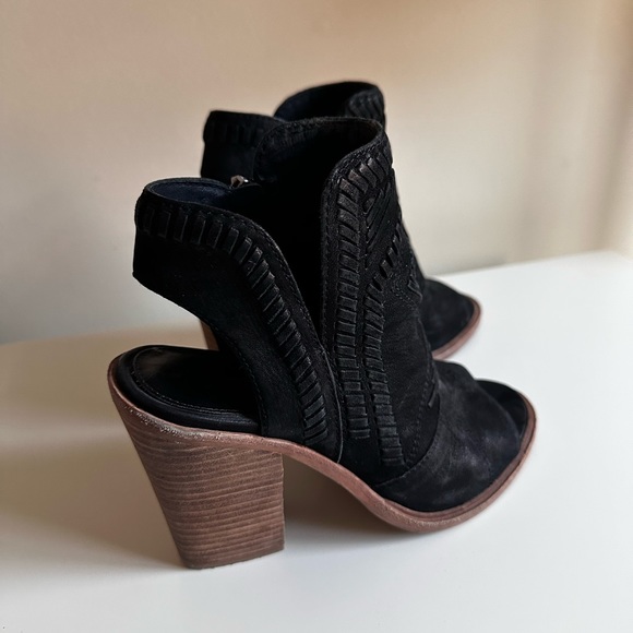 Vince Camuto Open Toe Booties size 6.5 - Picture 4 of 6